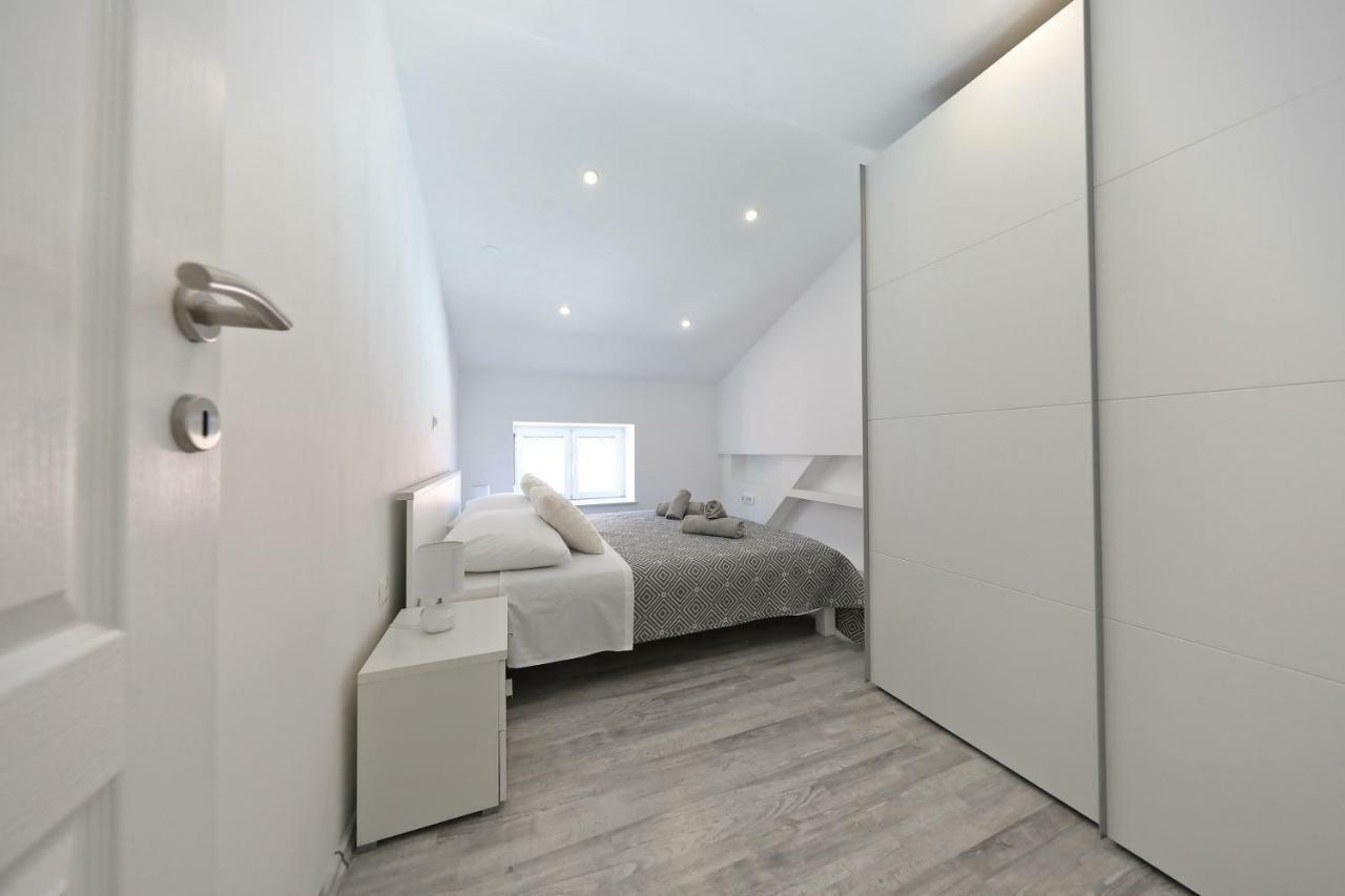 Zara Three Wells Apartment Exterior photo
