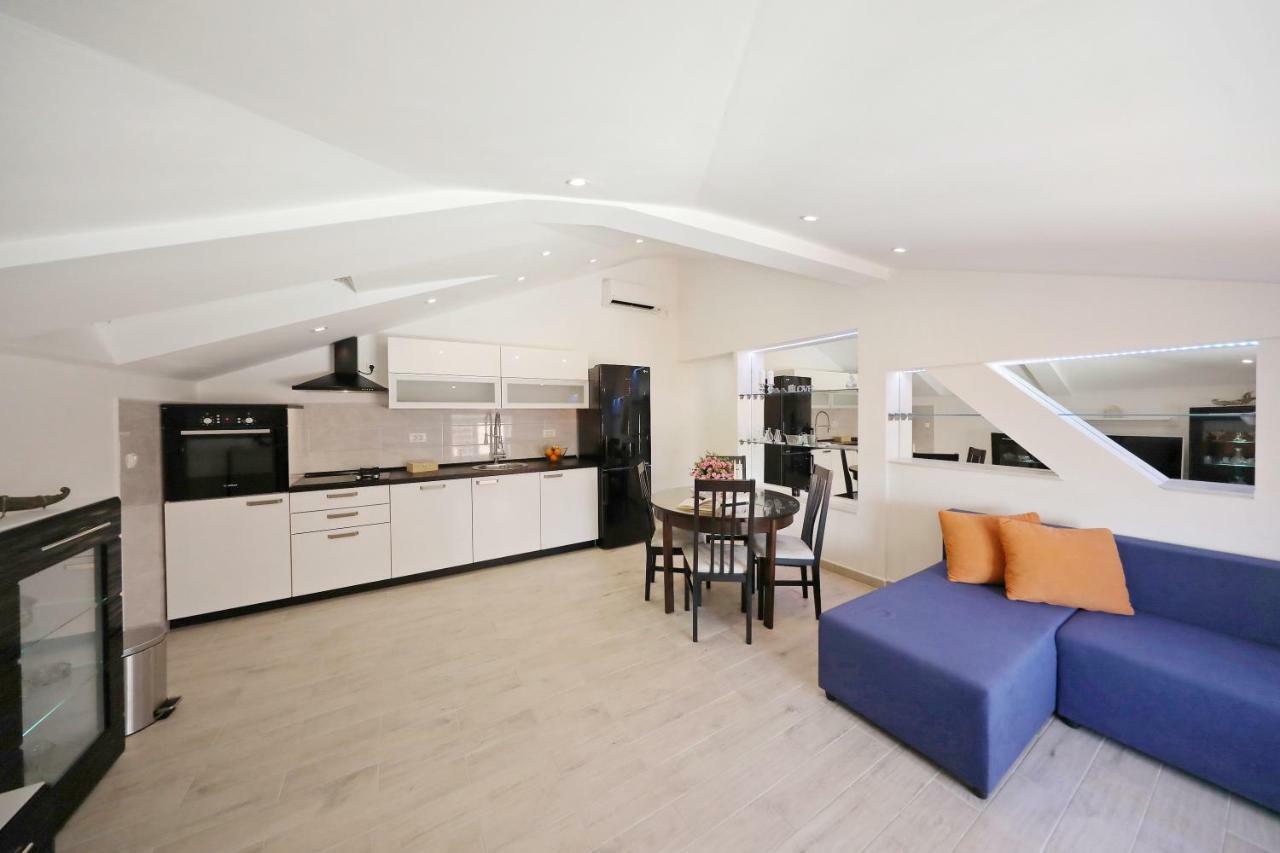 Zara Three Wells Apartment Exterior photo