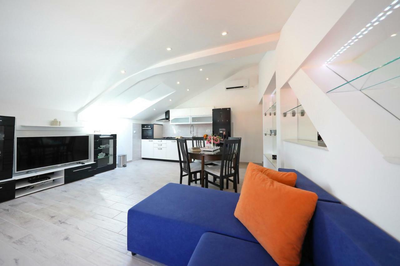 Zara Three Wells Apartment Exterior photo