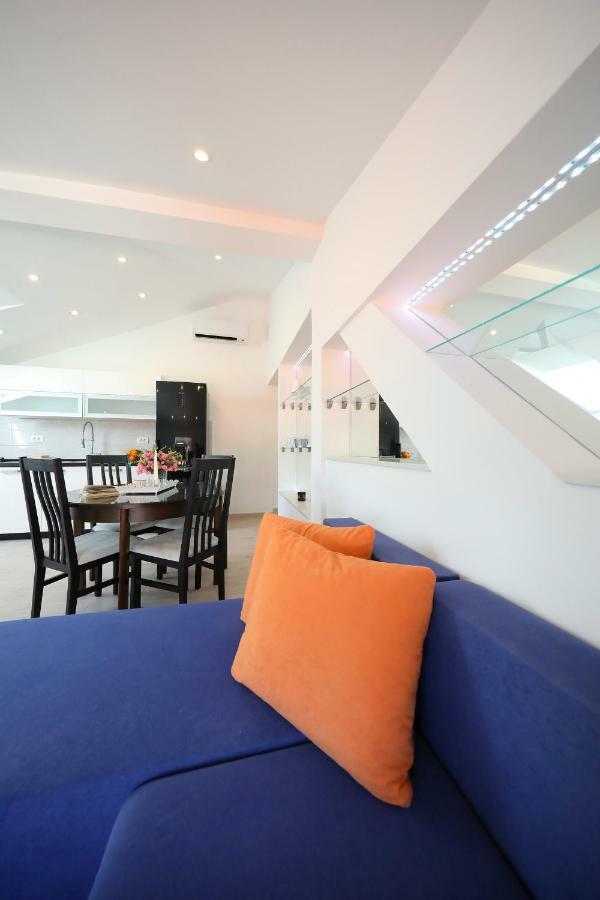 Zara Three Wells Apartment Exterior photo